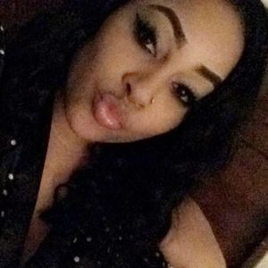 Meet your Posher, Candice